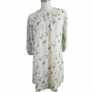 NWT XS Off White Lily Flower Eva Mendes NY & Co